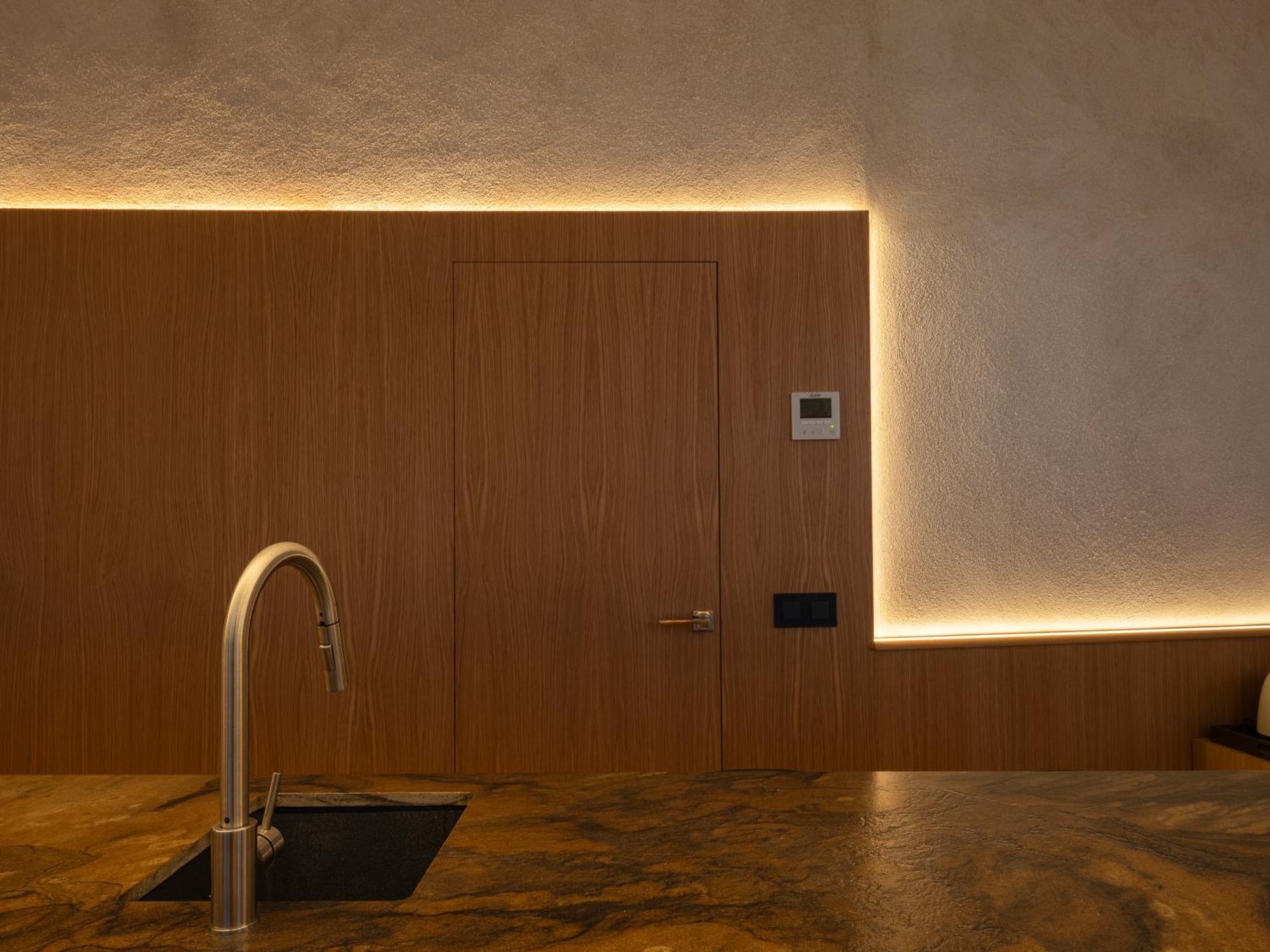 City Center - Avenue Luxury Apartment - Private Free Parking Sevilla Exterior foto